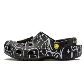Smiley World Classic Clogs “Black White Yellow”